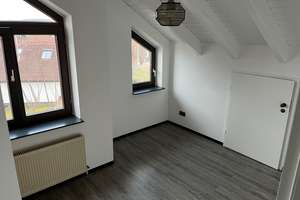  renovierte DG-Wohnung mit Stellplätzen und Dachterrasse+++ – Hungerbergstrasse 72, 71364 Winnenden – Vorschaubild 7