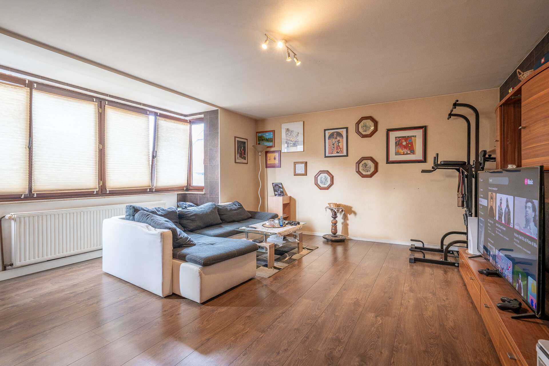 Immobilie in Jülich - Attraktives Mehrfamilienhaus in Jülich mit 6 Einheiten, 17 Zimmern, starke Rendite & Ausbaupotenzial - Bild 4