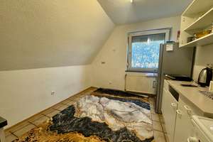 Charmantes Mehrfamilienhaus mit drei vermieteten Wohneinheiten / 2 Garagen / Balkon in Liebenau! – Die vollständige Adresse der Immobilie erhältst du vom Anbieter., 31618 Liebenau – Vorschaubild 10