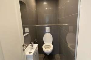 🏠 Attraktiv & bezugsfrei: 3,5-Zimmer-Wohnung mit Balkon, Einbauküche und Stellplatz – 40239 Düsseltal, Düsseldorf – Vorschaubild 11