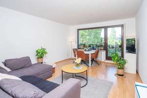 MAIER - 3,5 Zimmer-Dachgeschosswohnung mit Westbalkon, EBK und Aufzug