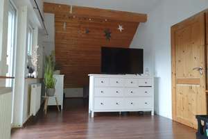 Modernisiertes Einfamilienhaus mit acht Zimmern und ELW  in Sulz-Bergfelden – Kälberweide 3, 72172 Sulz am Neckar – Vorschaubild 9