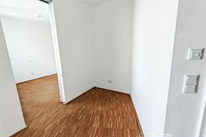 2-Zimmerwohnung mit Wohnküche in zentraler Münchner Lage – Die vollständige Adresse der Immobilie erhältst du vom Anbieter., 80686 Land in Sonne, München – Vorschaubild 3