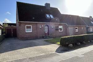 Familienfreundliches Siedlungshaus mit großem Garten – Königsberger Straße 5, 25704 Meldorf – Vorschaubild 2