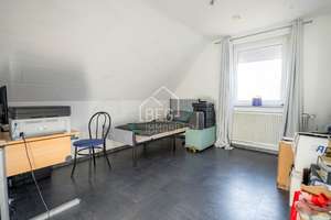 Zweifamilienhaus mit großem Potenzial und Garten in Crailsheim-Altenmünster – Die vollständige Adresse der Immobilie erhältst du vom Anbieter., 74564 Crailsheim – Vorschaubild 8