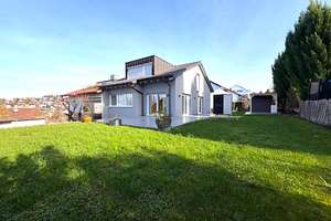 Exklusiv saniertes Einfamilienhaus in bevorzugter Wohnlage - Tannenberg – Die vollständige Adresse der Immobilie erhältst du vom Anbieter., 71032 Böblingen – Vorschaubild 2