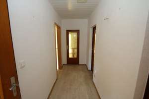 Zweifamilienhaus mit großzügigem Grundstück und Entwicklungspotential in Frankfurt-Harheim – 60437 Harheim, Frankfurt am Main – Vorschaubild 15