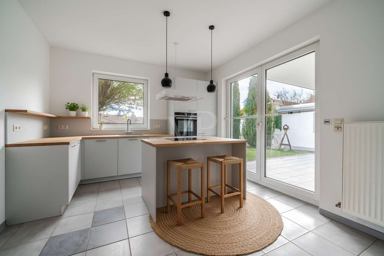 Immobilie in Usingen - Bungalow - Wohnen auf einer Ebene und viel Platz im Einliegerbereich für Hobby, Gäste oder Büro. - Bild 5