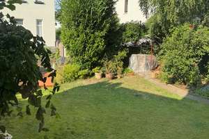 Charmante Altbauwohnung mit Stuck und Gartennutzung – 100 m² in Kanalnähe in Lübeck – Charlottenstraße 4, 23560 Sankt Jürgen, Lübeck – Vorschaubild 4