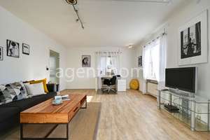 MÖBLIERT - EINFACH ANKOMMEN - Schöne Wohnung mit kleiner Terrasse – Die vollständige Adresse der Immobilie erhältst du vom Anbieter., 70199 Heslach, Stuttgart – Vorschaubild 2