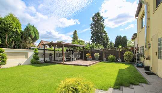 Bild von Zwei Häuser auf einem Grundstück - Wohnen und/oder Vermieten in perfekter Kombination!