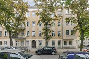 Bezugsfreie, charmante Altbauwohnung - Top Zustand - Bezugsfrei - von Privat – Kamekestraße 10, 13409 Reinickendorf (Ortsteil), Berlin – Vorschaubild 2
