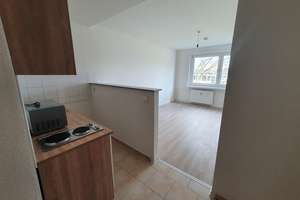 *300 € Gutschein sichern! Gemütliche 1-Zimmer-Wohnung mit EBK zu vermieten! – Pater-Grimm-Straße 1, 14770 Nord, Brandenburg an der Havel – Vorschaubild 1