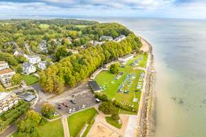 Maritimes Lebensglück mit kleinem seitlichen Meerblick - barrierearm & strandnah – Die vollständige Adresse der Immobilie erhältst du vom Anbieter., 23570 Travemünde, Lübeck – Vorschaubild 3