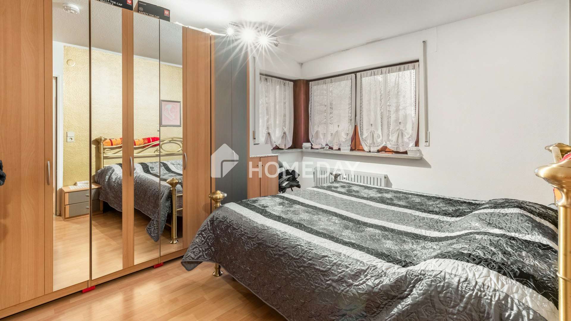 Immobilie in Salem - Helle 3,5-Zimmer-Wohnung mit Loggia und Tiefgaragenstellplatz - Bild 1