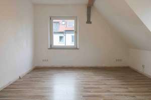 Wohnen, Vermieten oder Kombinieren – Haus mit Einliegerpotenzial und Entwicklungschancen – Die vollständige Adresse der Immobilie erhältst du vom Anbieter., 90766 Unterfarrnbach, Fürth – Vorschaubild 5