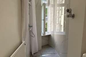 Nur Teilgewerbliche Vermietung: Charmante 1-Zimmer Wohnung, frisch saniert, in Berlin – Chodowieckistraße 36, 10405 Prenzlauer Berg, Berlin – Vorschaubild 5