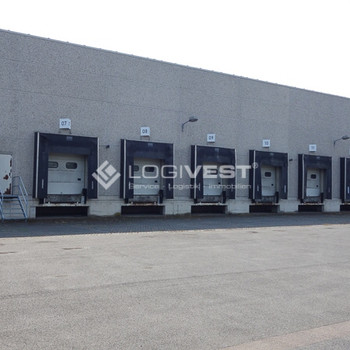 Attraktive Lagerhalle in Hamburg an der A7!