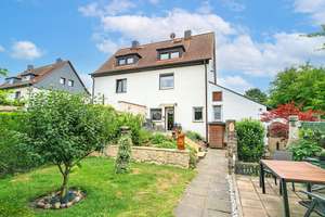 Einziehen & wohlfühlen: Modernisierte Doppelhaushälfte mit großem Garten – 4288 Holzhausen, Leipzig – Vorschaubild 2