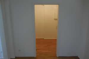 Geräumige 3-Zimmer Altbau Wohnung in Maxvorstadt – Adalbertstraße 53, 80799 München – Vorschaubild 11