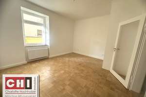 Westend-Bestlage - TOP sanierte 2-Zimmer-AB-Wohnung mit kleiner Wohnküche - Hochparterre