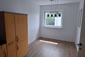 3-Zimmer-Wohnung mit Balkon in Wuppertal-Ronsdorf – Schmitzfeld 4, 42369 Ronsdorf, Wuppertal – Vorschaubild 8