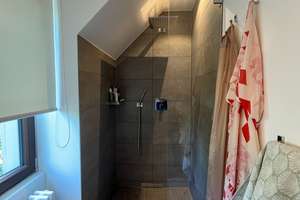 Modernisiertes Baudenkmal in ruhiger Lage - exklusive Maisonettewohnung in Köln-Nippes – Erzbergerplatz 11, 50733 Nippes (Ortsteil), Köln – Vorschaubild 8