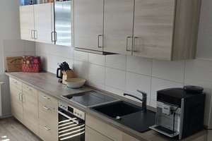 moderne sanAktionswohnung -Mai modernisiert Altbau-Wohnung mit Einbauküche, 2-Zimmer in Wüstenbrand! – Bahnhofstr. 4, 3997 Hohenstein-Ernstthal – Vorschaubild 2