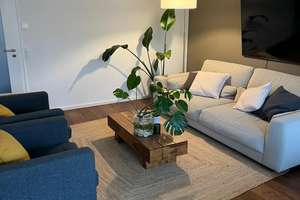 Helle 4-Zimmer-Wohnung im 4. OG mit Balkon in Köln-Weiden
