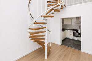 Traumhafte 3-Zimmer-Maisonette mit Balkon und Aufzug in zentraler Lage – Ankerstrasse 12, 6108 Nördliche Innenstadt, Halle (Saale) – Vorschaubild 10