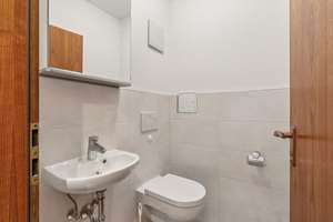 Helle 3-Zimmer-Wohnung mit Kamin und sonnigem Südbalkon in Solln – Die vollständige Adresse der Immobilie erhältst du vom Anbieter., 81479 Solln, München – Vorschaubild 9