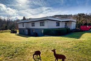 VR IMMO: Luxuriöses 3-Familienhaus mit Innenpool. Ihr Traumdomizil wartet. – Die vollständige Adresse der Immobilie erhältst du vom Anbieter., 58849 Herscheid – Vorschaubild 26