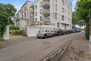 Bremen-Ostertor | Lichtdurchflutete Altbauwohnung mit großzügiger Terrasse und Garage am Osterdeich! – Die vollständige Adresse der Immobilie erhältst du vom Anbieter., 28203 Ostertor, Bremen – Vorschaubild 2