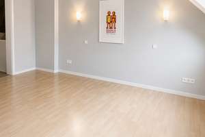 Wohnen mit Charakter: Drei-Zimmer-Wohnung in zentraler Lage von Wiesbaden – 65185 Mitte, Wiesbaden – Vorschaubild 2