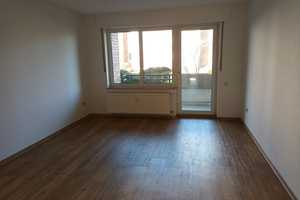 Besichtigung , Montag, 31.03.25 - 16:00 -18:00 Uhr- tolle 3-Zimmer-Wohnung mit großer Küche – Gerta-Overbeck-Ring 26, 38446 Wolfsburg – Vorschaubild 6