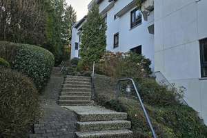 Stilvolle Maisonettewohnung mit tollem Weitblick in Wuppertals Höhenlagen! – Die vollständige Adresse der Immobilie erhältst du vom Anbieter., 42113 Uellendahl-Katernberg, Wuppertal – Vorschaubild 5