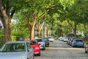 Großzügiges 6-Zimmer-Haus mit Terrasse, Keller und vielseitiger Nutzung – Die vollständige Adresse der Immobilie erhältst du vom Anbieter., 12305 Lichtenrade, Berlin – Vorschaubild 6