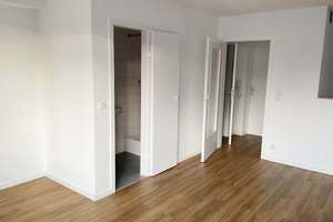 Jetzt einziehen! 1-Zimmer-Apartment + Pantry-Küche + Aufzug + Duschbad + zentrale Lage – Buddestraße 16, 33602 Mitte, Bielefeld – Vorschaubild 4