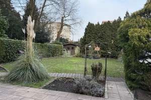 Wunderschönes und gepflegtes Zweifamilienhaus mit durchdachter Aufteilung in ruhiger Lage von Essen – Die vollständige Adresse der Immobilie erhältst du vom Anbieter., 45279 Freisenbruch, Essen – Vorschaubild 3