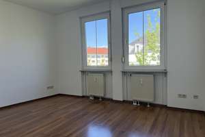 Moosach - Helle 5-Zimmer Maisonette-Whg.  – Bunzlauer Straße 42a, 80992 Moosach-Bahnhof, München – Vorschaubild 3