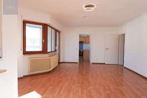 helle 3-Zimmer-Wohnung mit Westbalkon in zentrumsnaher Lage von Lahr – 77933 Lahr/Schwarzwald – Vorschaubild 3