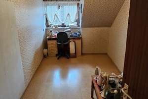 Helle 4-Zimmer-Wohnung mit Balkon und Carport Stellplatz in Nürnberg-Eibach. – Die vollständige Adresse der Immobilie erhältst du vom Anbieter., 90451 Eibach, Nürnberg – Vorschaubild 6