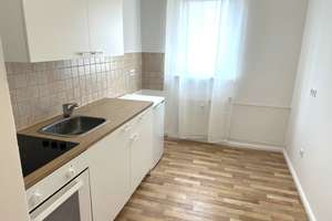 3,5 - Zimmerwohnung mit Wintergarten und Aufzug  in Kreuzberg – Die vollständige Adresse der Immobilie erhältst du vom Anbieter., 10999 Kreuzberg, Berlin – Vorschaubild 3