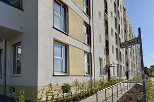 Moderne 4-Zimmer-Erdgeschosswohnung mit zwei Bäder – Landsberger Allee 313, 13055 Alt-Hohenschönhausen, Berlin – Vorschaubild 1