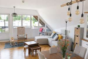 Helle 90 m² Altbauwohnung mit Dachterrasse in zentraler Lage von Köln-Dellbrück – Von-Quadt-Straße 124, 51069 Dellbrück, Köln – Vorschaubild 9