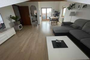 Wohnen & Arbeiten perfekt kombiniert: Helle DG-Wohnung mit separaten Arbeitsraum – Ringstrasse 23, 74382 Neckarwestheim – Vorschaubild 7