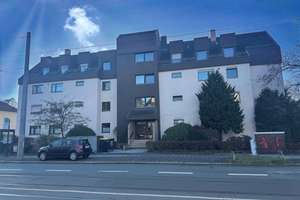 Ausgerichtet für ein langes Leben - großzügige 4-Zimmer-Wohnung mit Westbalkon und Tiefgaragenste – Die vollständige Adresse der Immobilie erhältst du vom Anbieter., 90482 Schmausenbuckstraße, Nürnberg – Vorschaubild 2