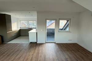Mit Traumküche & Stil: frisch sanierte Dachgeschosswohnung – Mahlenburger Weg 37, 44309 Brackel (Ortsteil), Dortmund – Vorschaubild 6