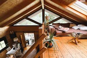Naturparadies mit Pool & Teich: Möbliertes Blockbohlenhaus mit Wintergarten in Chemnitz-Rottluff – Die vollständige Adresse der Immobilie erhältst du vom Anbieter., 9116 Rottluff, Chemnitz – Vorschaubild 18
