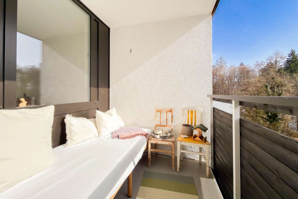 Immobilie in Pöcking - Eigentumswohnung in Pöcking – top angebunden & nur wenige Meter zum Starnberger See - Bild 1